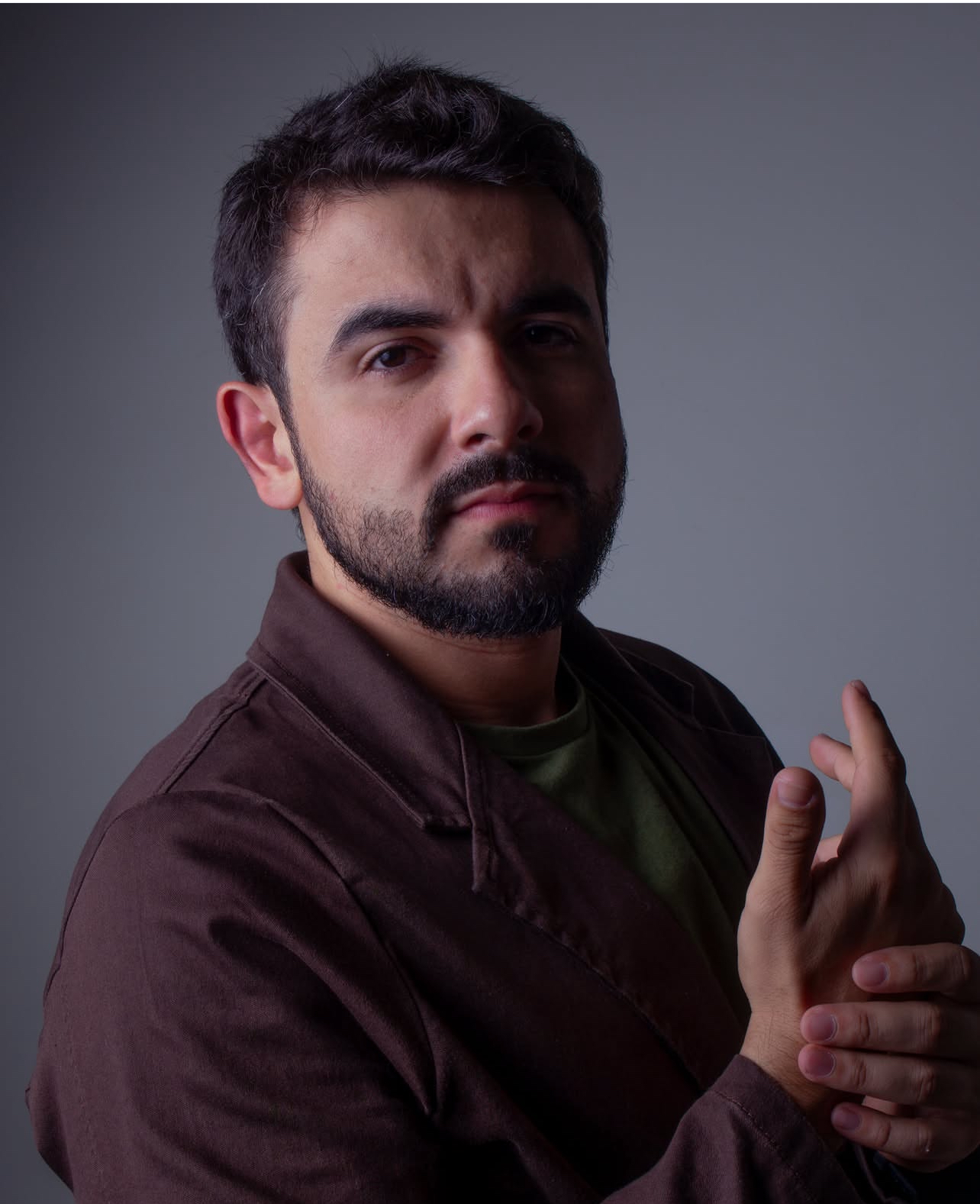Dr. Leonardo Azevedo em sua clínica